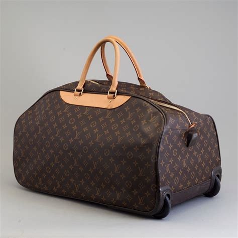 lv carry on bag